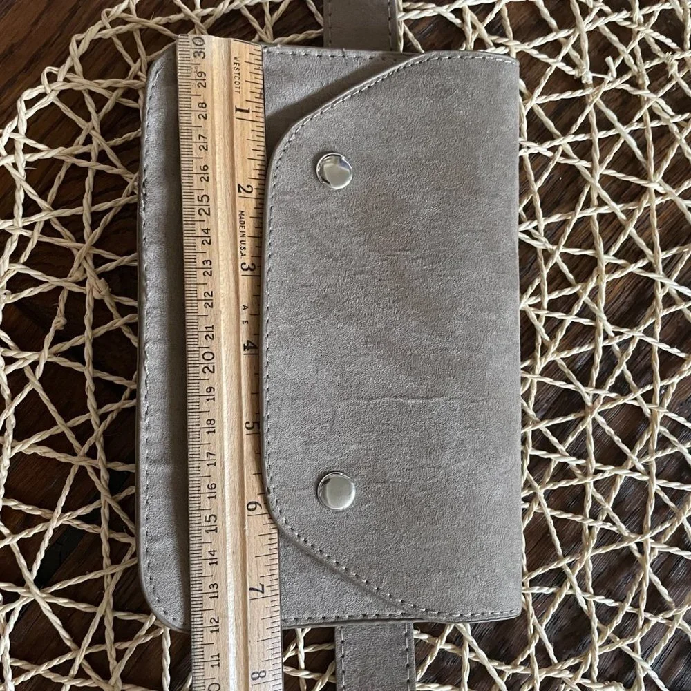 Torrid Faux Suede Leather Button Belt Bag Size 2 (18/20) 2X